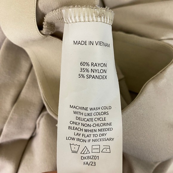 Quince High Waisted Wide Leg Palazzo Pants Size Medium Beige Chic Lounge NWT - Picture 3 of 12